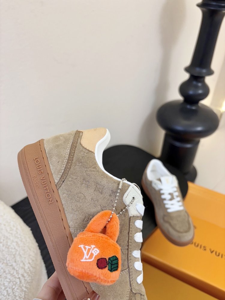 Кроссовки фото 8