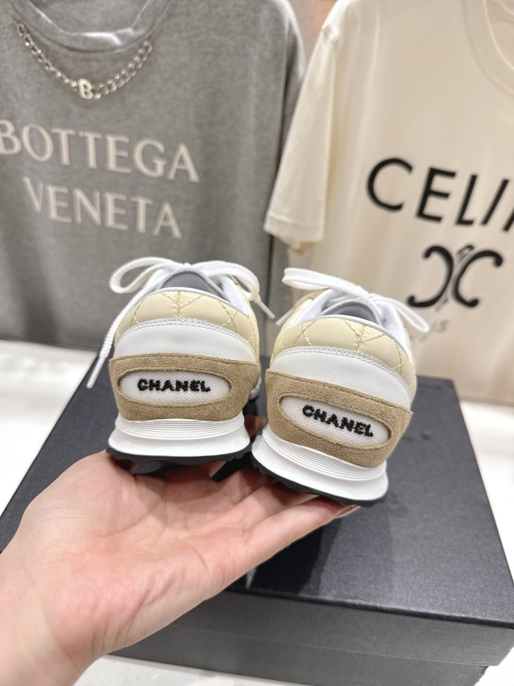 Кроссовки фото 8