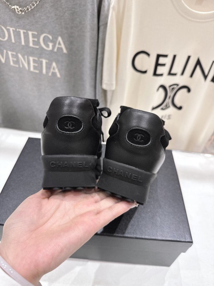 Кроссовки фото 8