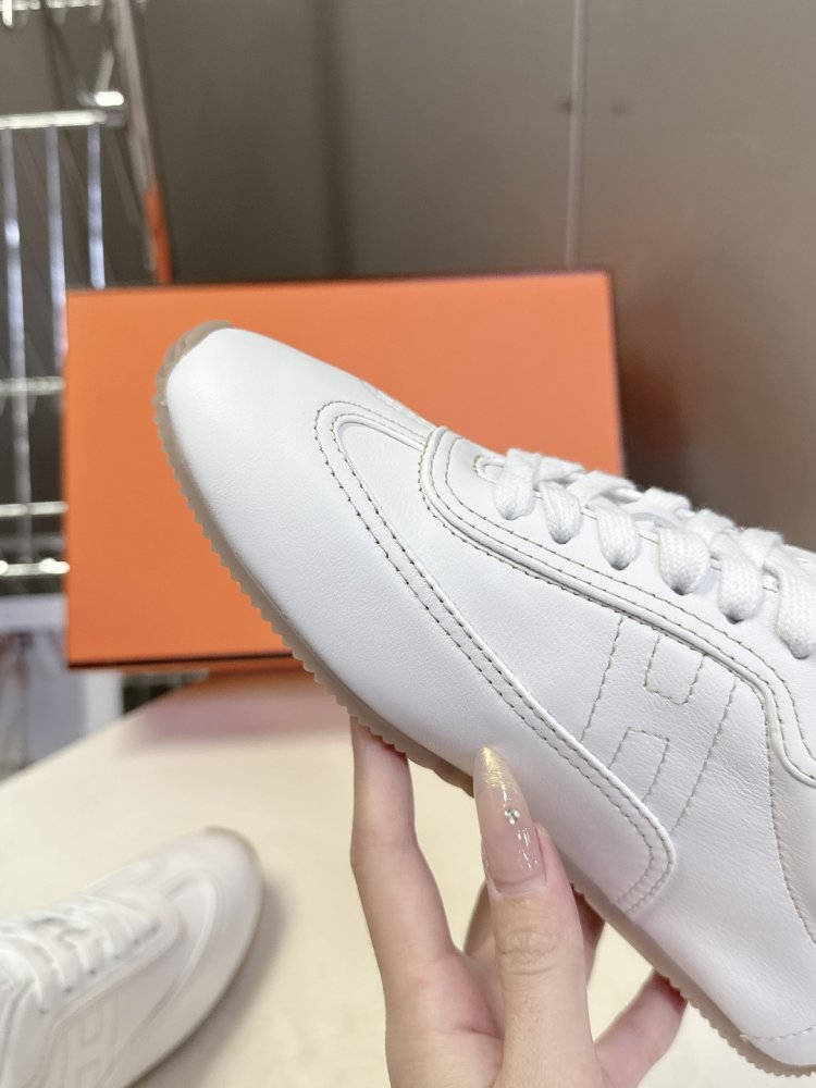 Кроссовки фото 8