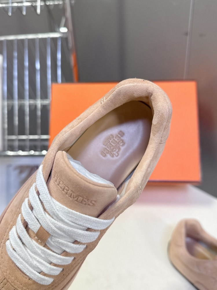 Кроссовки фото 8