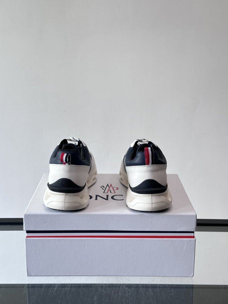 Кроссовки фото 8