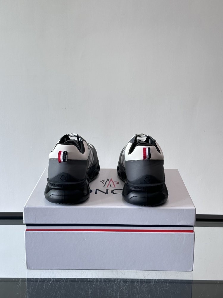 Кроссовки фото 8