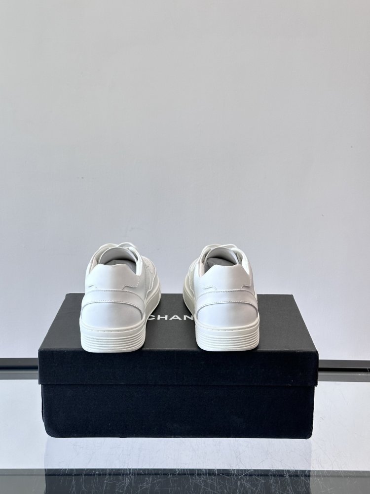 Кросівки фото 8