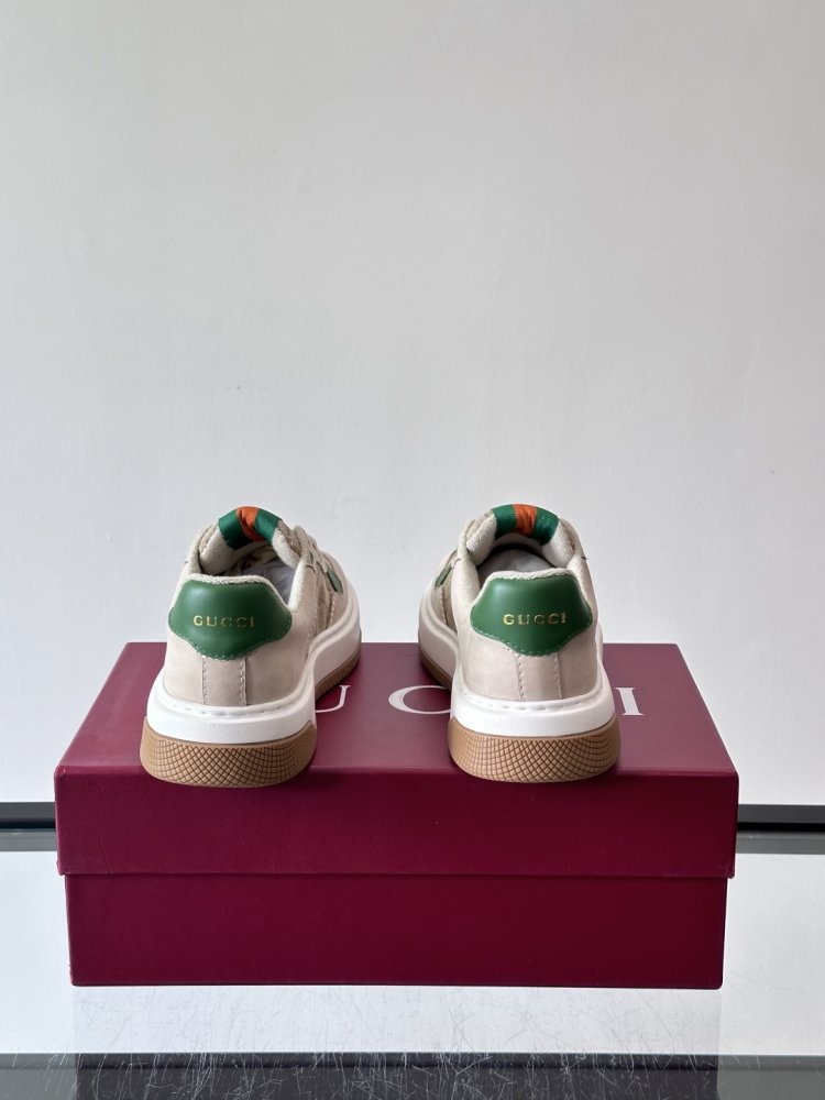 Кросівки фото 8