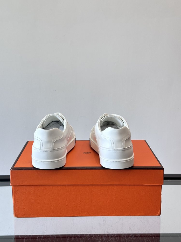 Кросівки фото 8