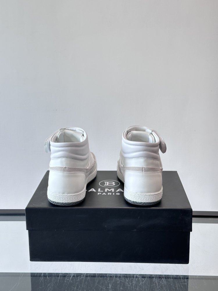 Кросівки фото 8