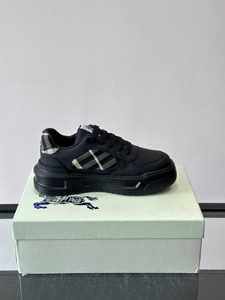 Кросівки фото 8