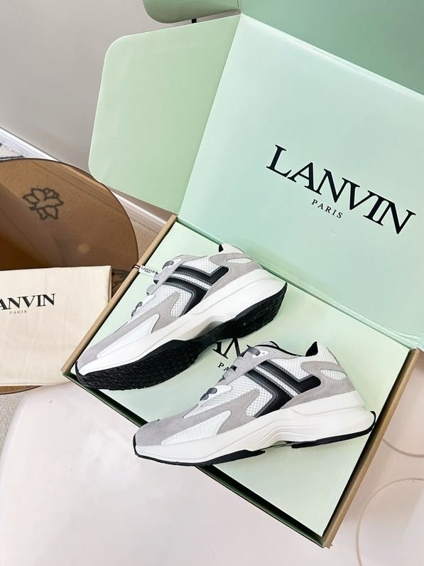 Кроссовки фото 9