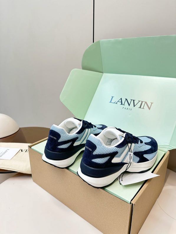 Кроссовки фото 9