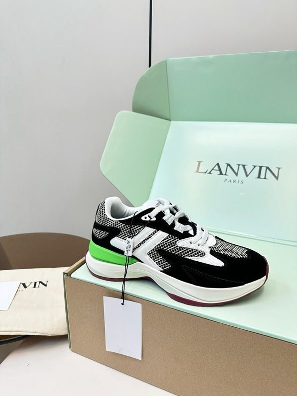 Кроссовки фото 9