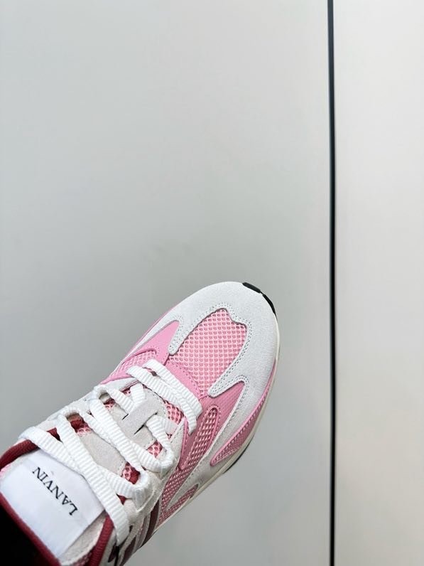 Кроссовки фото 9