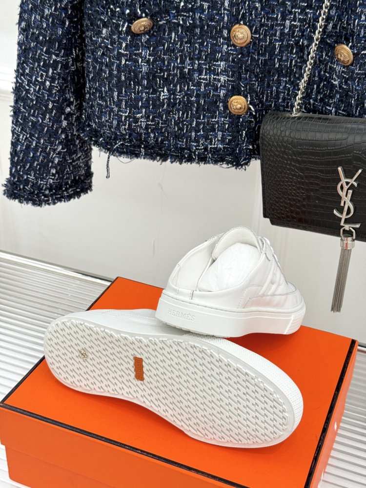 Кросівки фото 9