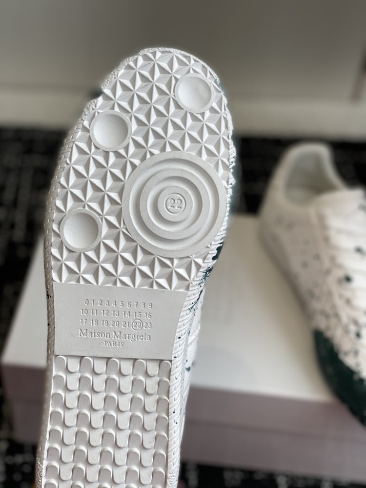 Кроссовки фото 9