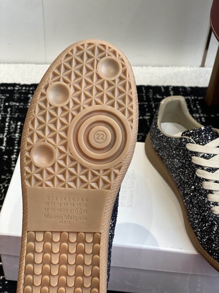 Кроссовки фото 9