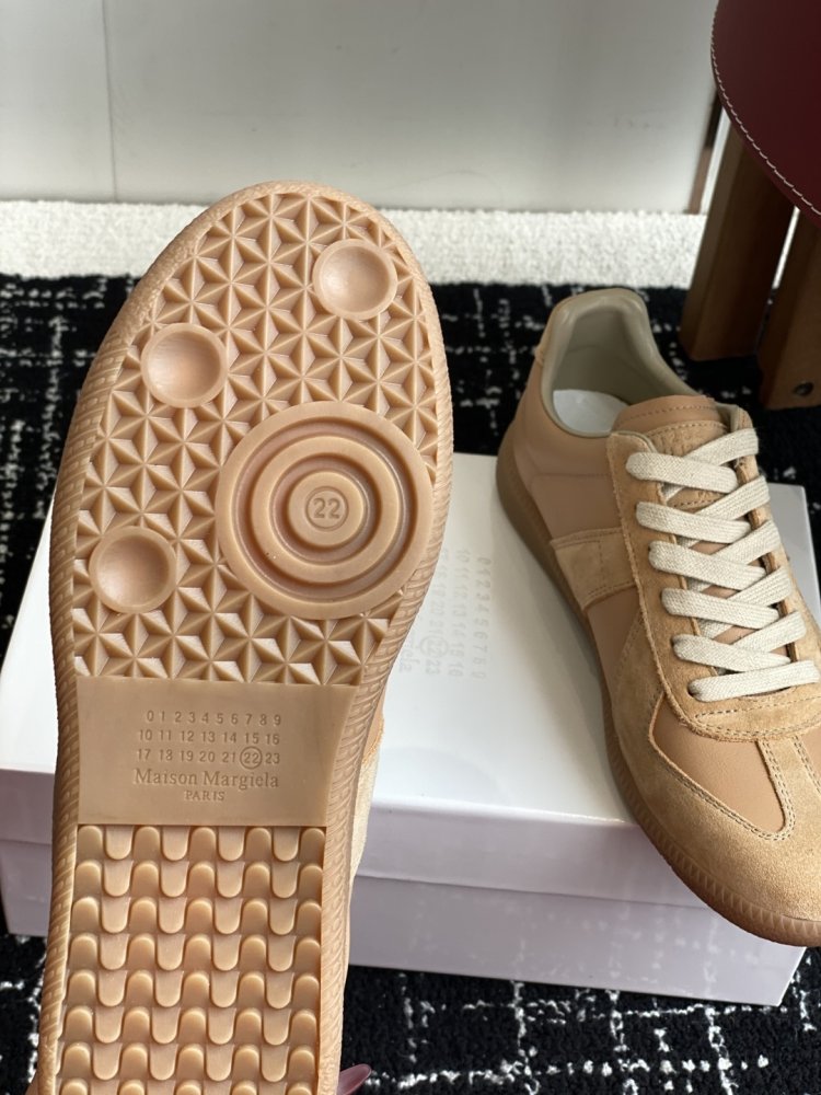 Кроссовки фото 9