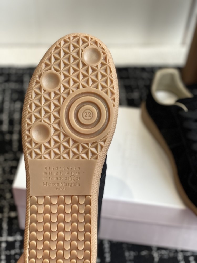 Кроссовки фото 9