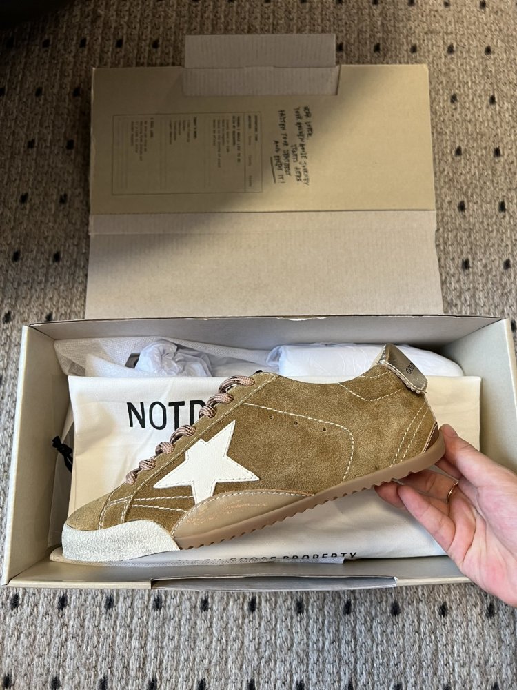 Кроссовки фото 9