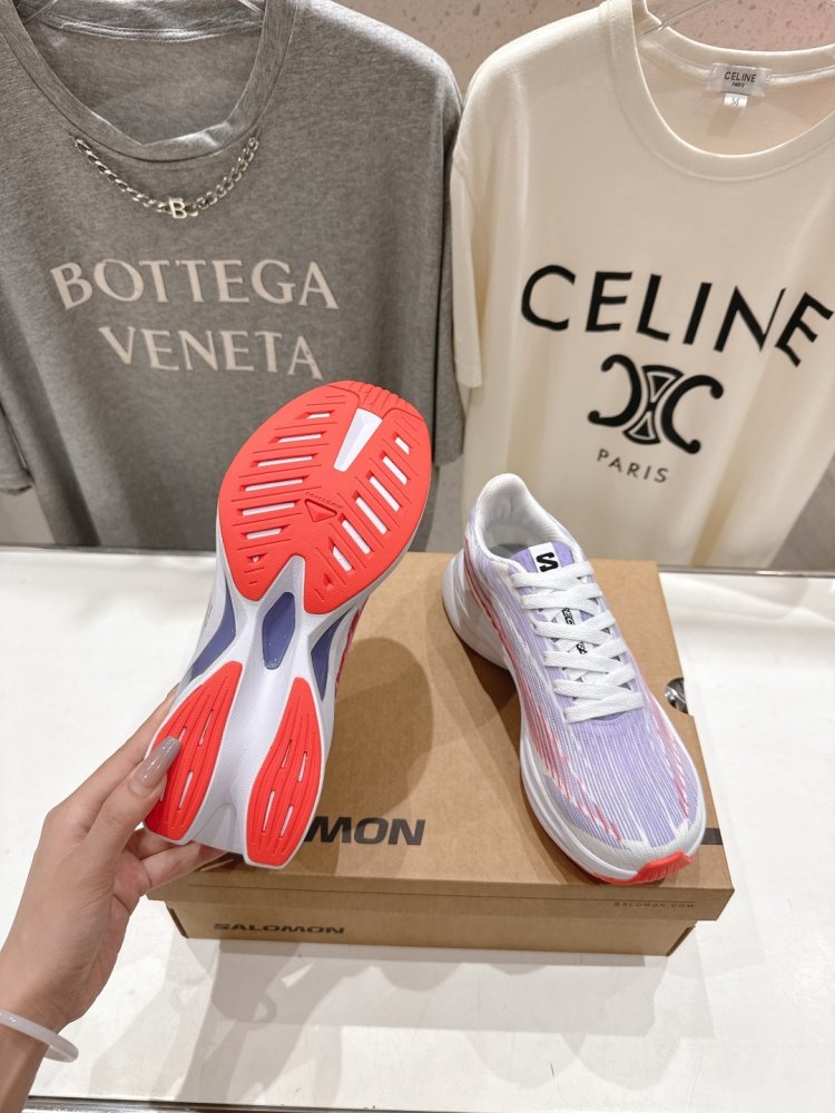 Кросівки фото 9