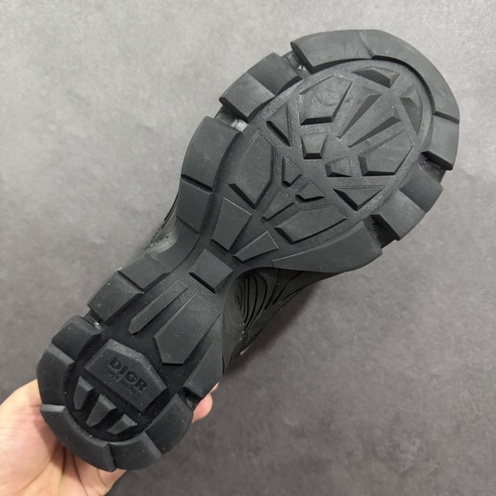 Кроссовки фото 9