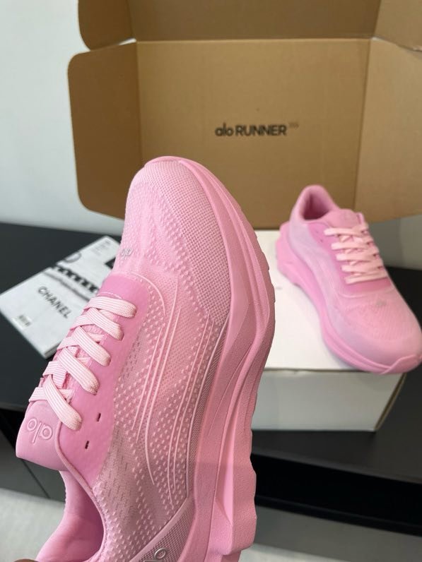 Кроссовки фото 9