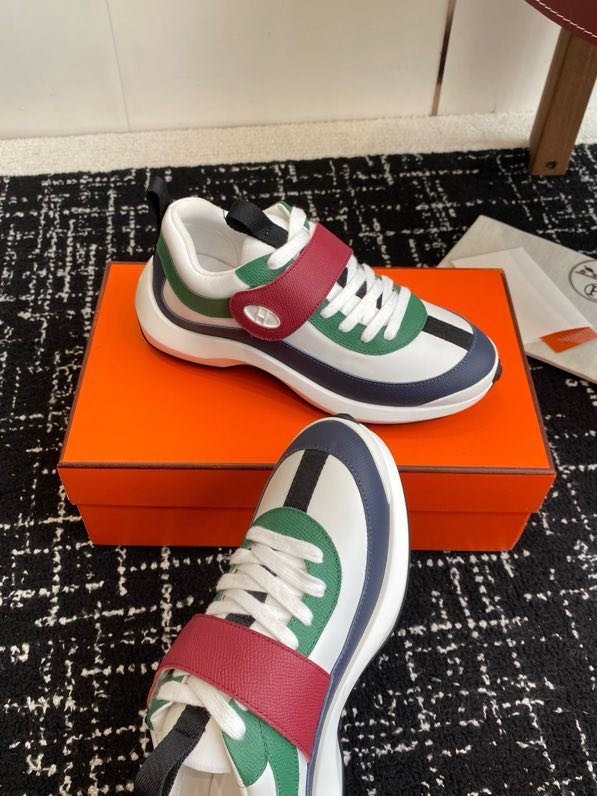 Кросівки фото 9