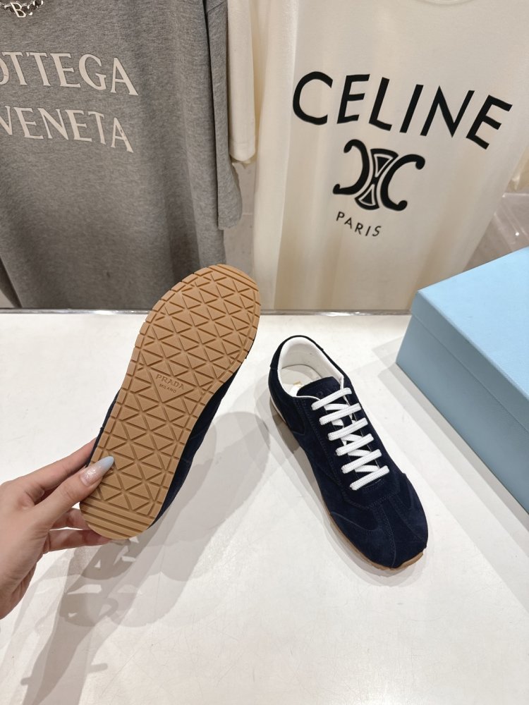 Кроссовки фото 9