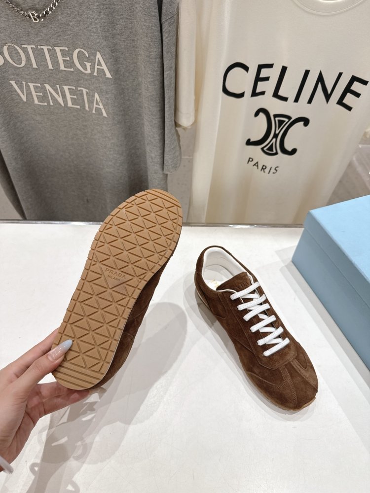 Кроссовки фото 9