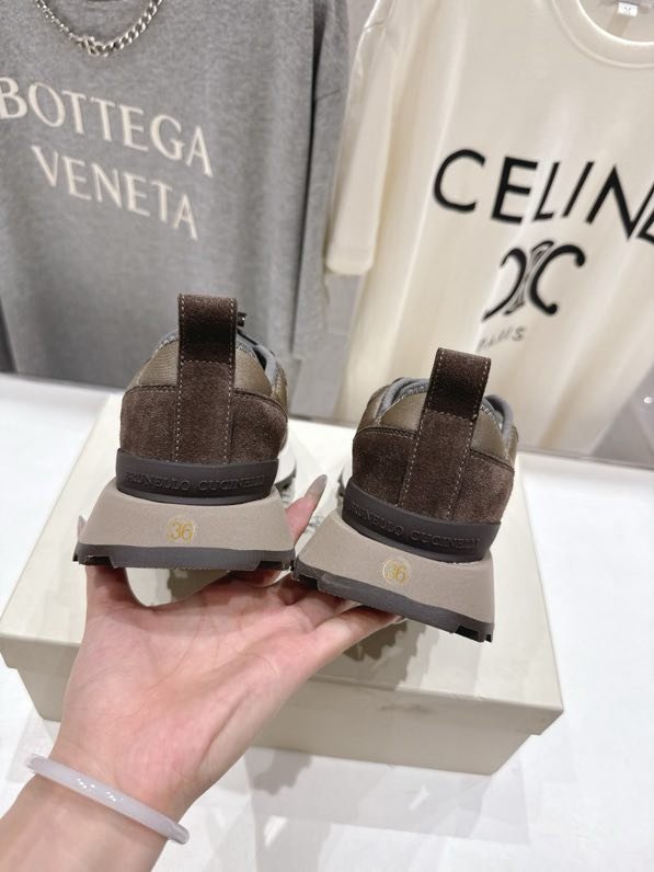 Кроссовки фото 9