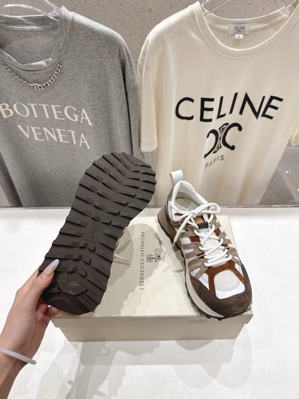 Кроссовки фото 9