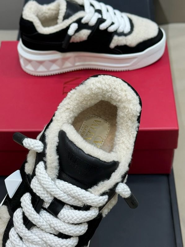 Кроссовки фото 9