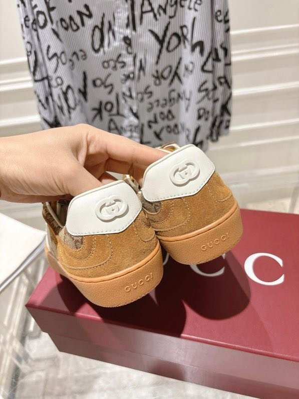 Кроссовки фото 9