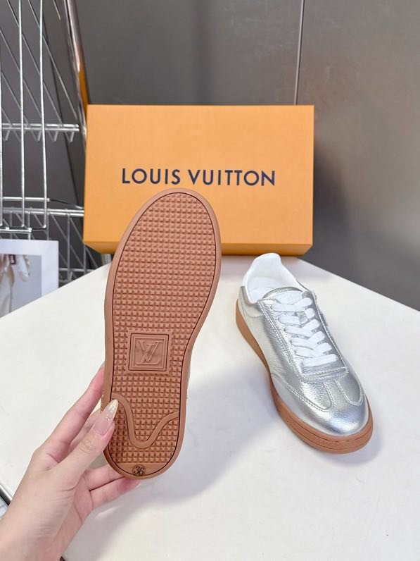 Кроссовки фото 9