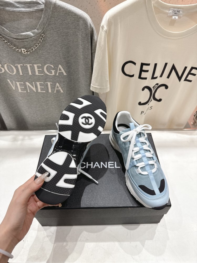 Кроссовки фото 9