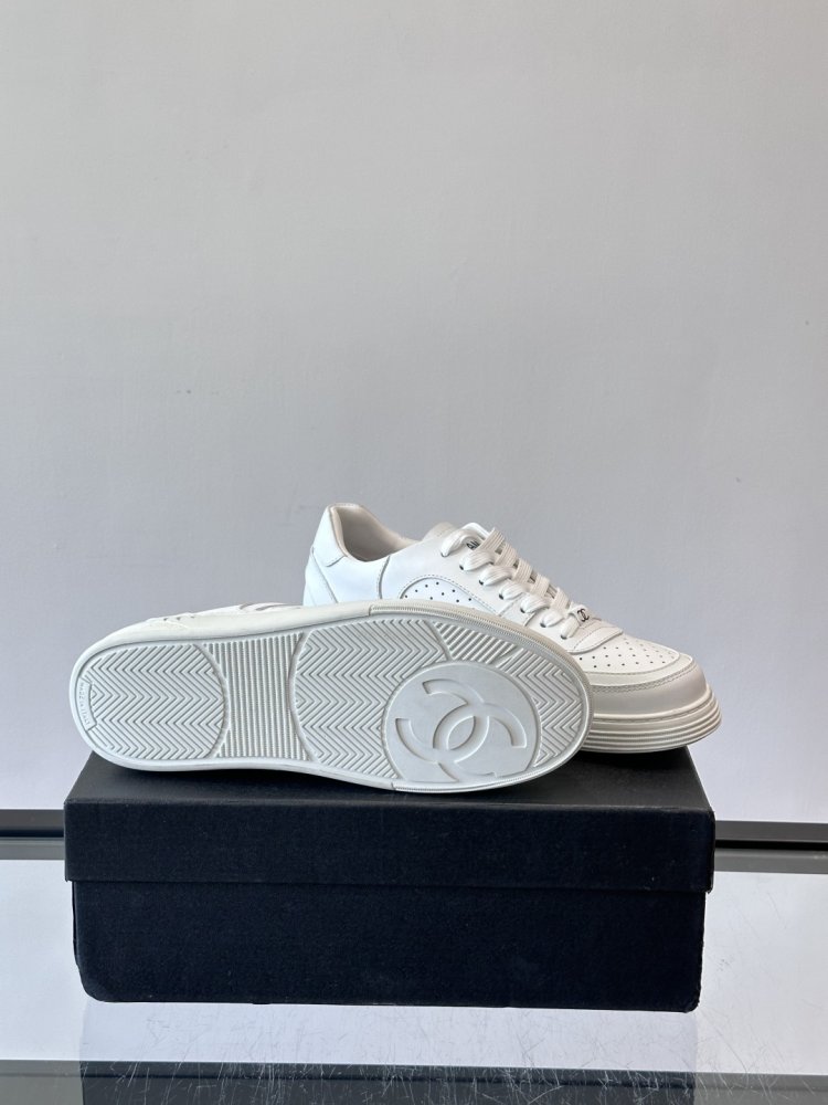 Кросівки фото 9