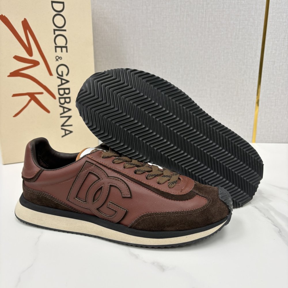 Кросівки фото 9