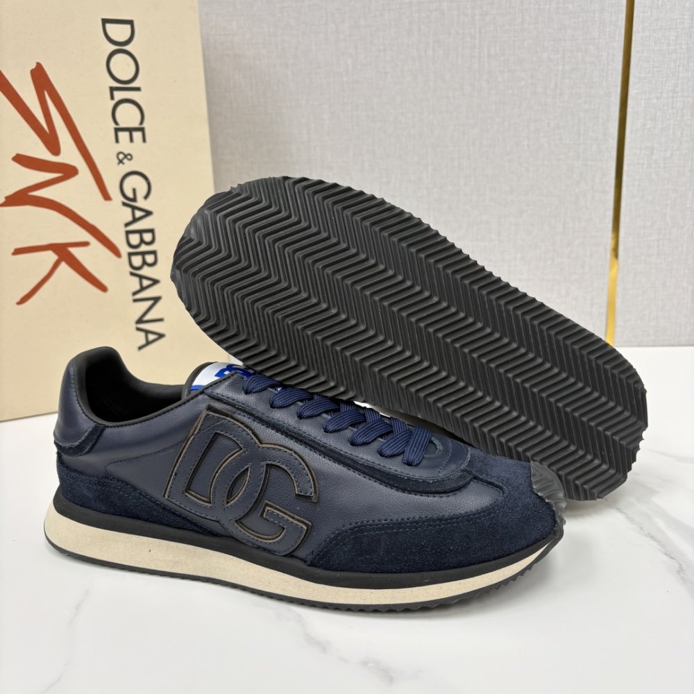 Кросівки фото 9