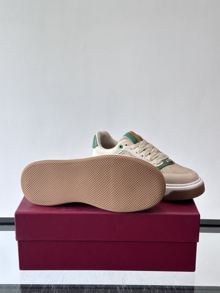 Кросівки фото 9