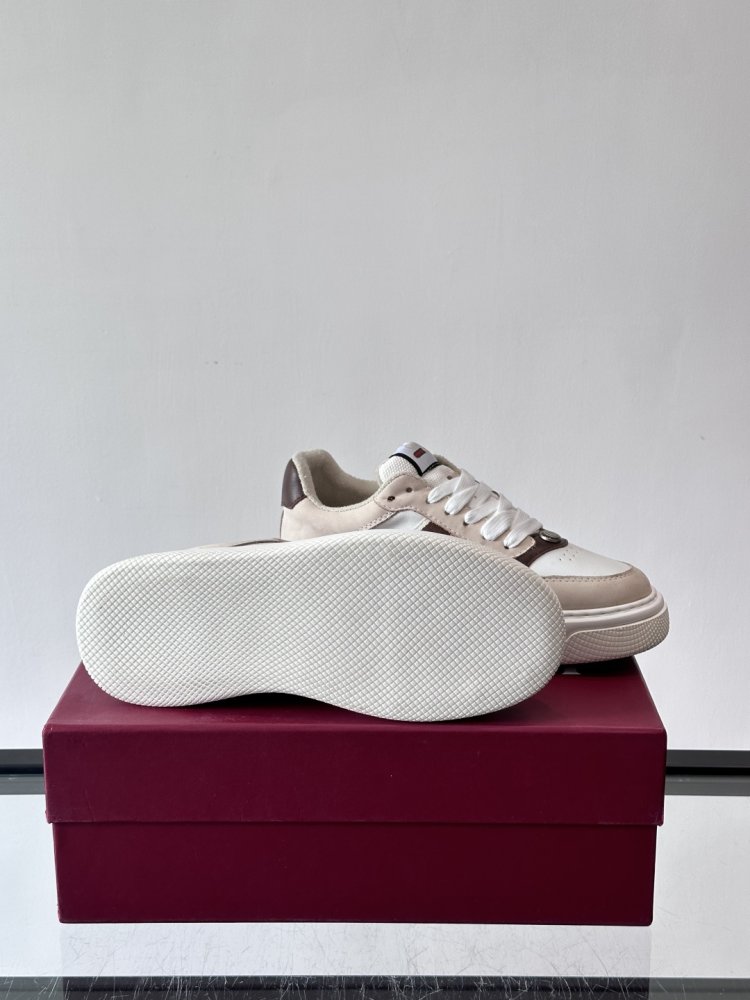 Кросівки фото 9