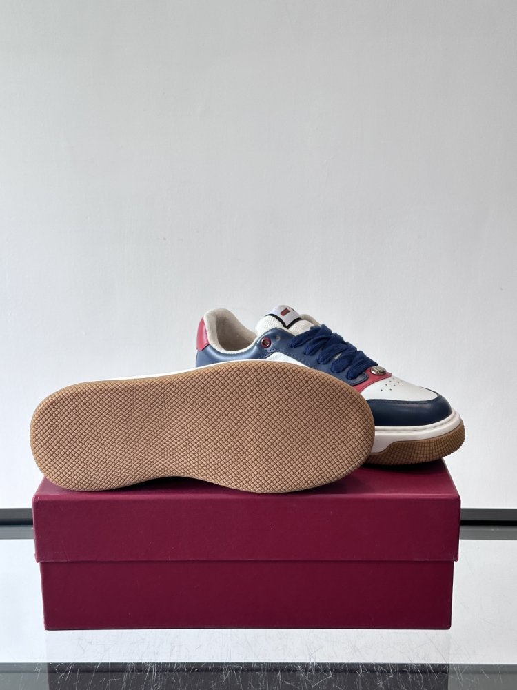 Кросівки фото 9