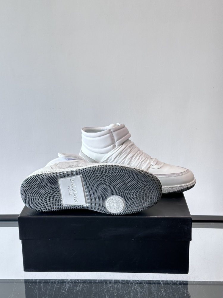 Кросівки фото 9