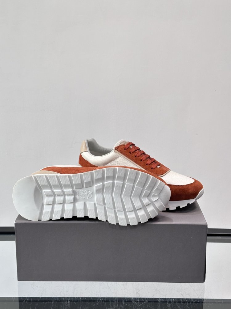 Кросівки фото 9