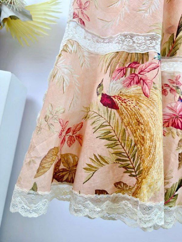 Кружевное платье миди CASCADIAN с вырезом фото 5