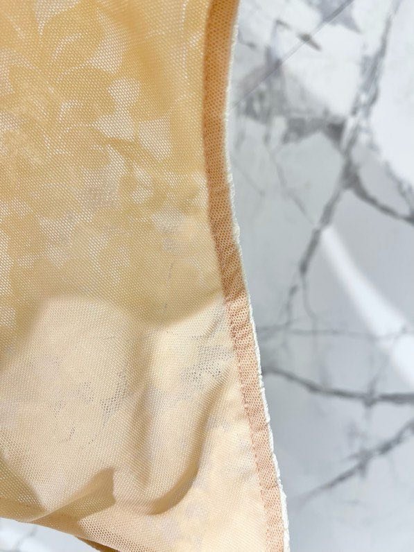 Lace bodysuit from open shoulders фото 3