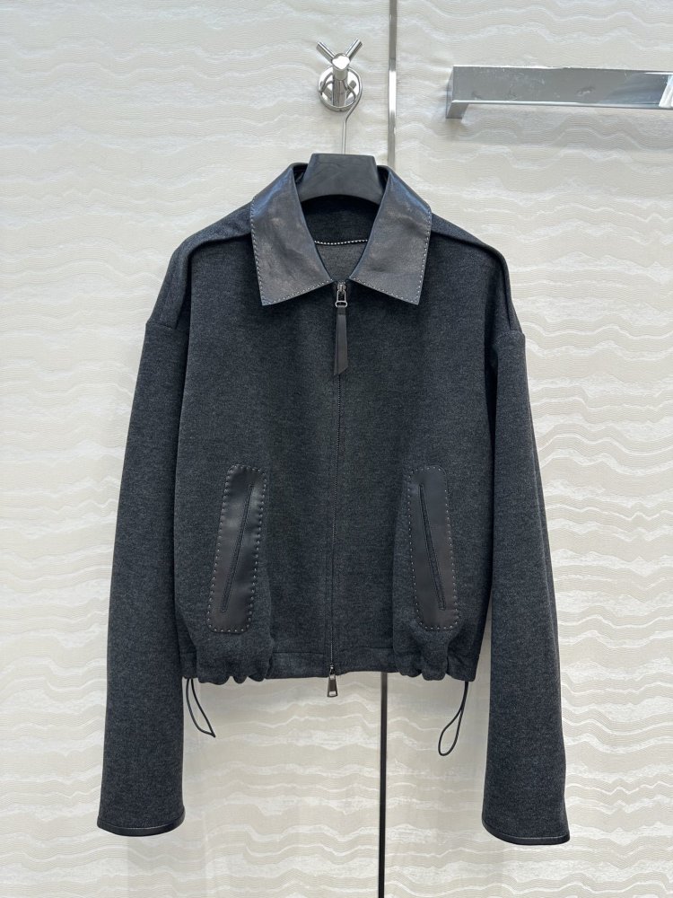 Куртка бомбер жіноча