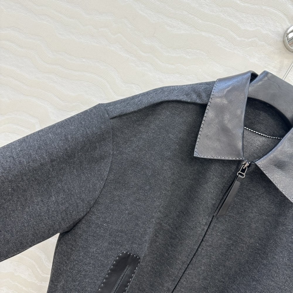 Куртка бомбер жіноча фото 4