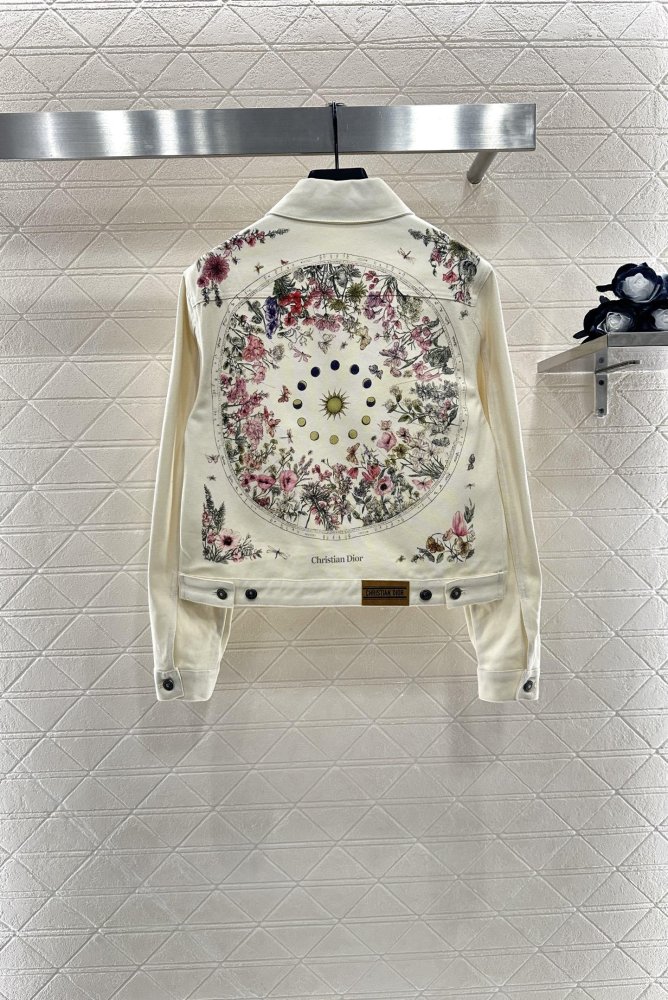 Куртка джинсовая женская