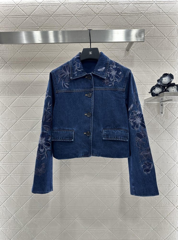 Куртка джинсовая женская