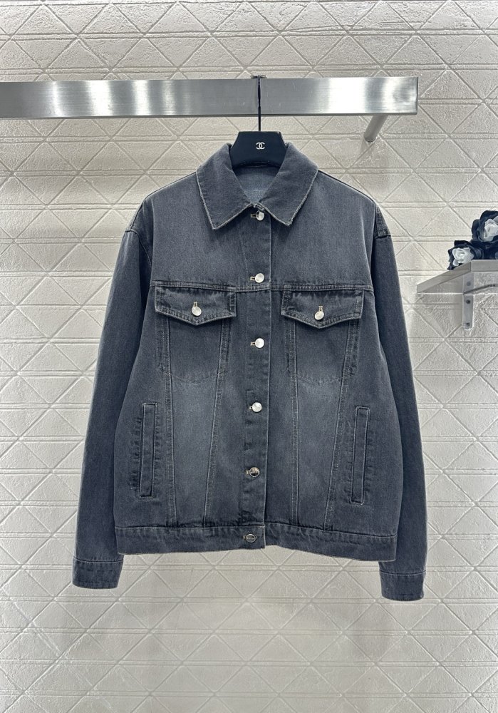 Куртка джинсовая женская