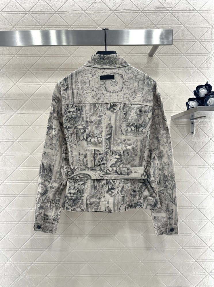 Куртка джинсовая женская фото 2